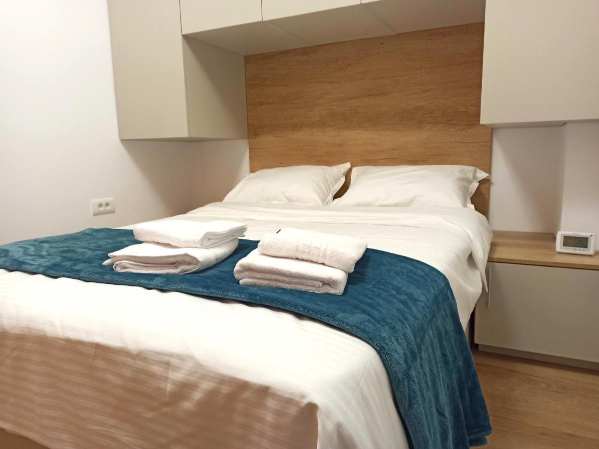 Stylish, Modern 2 Rooms Flat With City View, Near Presidential Palace Bucharest Luaran gambar